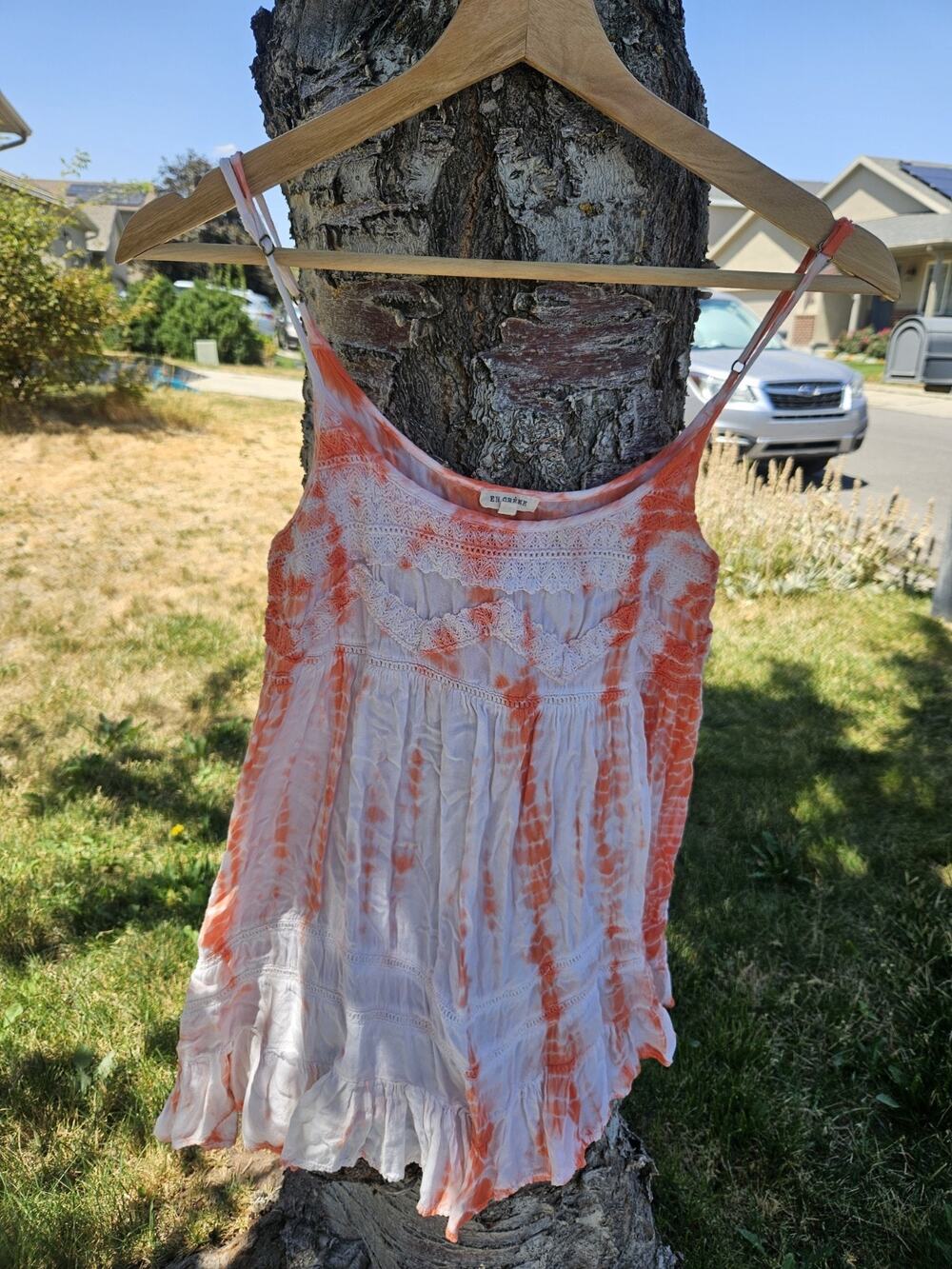 En Crème Tie Dye Boho Lace Trim Ruffled Sundress Beach Cover Up Size Medium